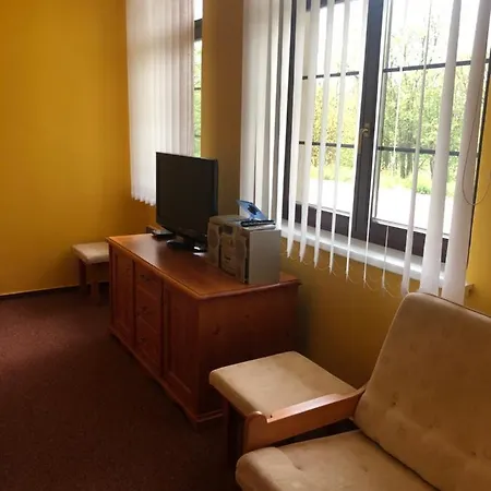 Apartmán Na čerpací Stanici Robin Oil *